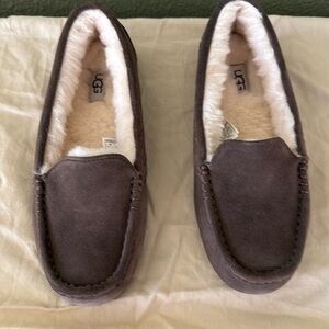 UGG Ansley Water Resistant Women's Slippers Espresso Suede Size 7